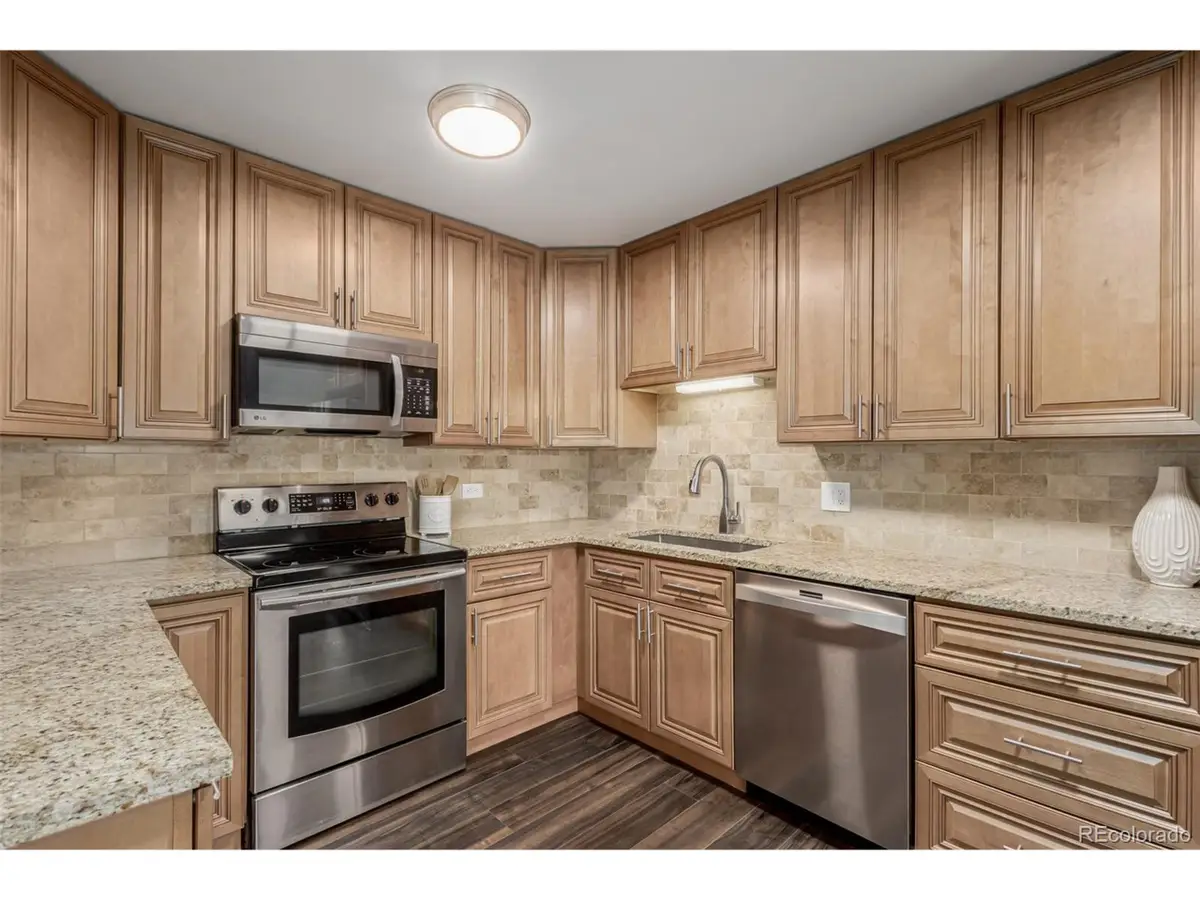 300 S Clinton St #7D, Denver, CO 80247 - Image #1