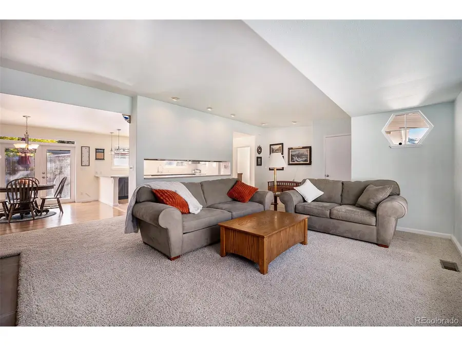 315 Lookout View Dr, Golden, CO 80401 - Image #3