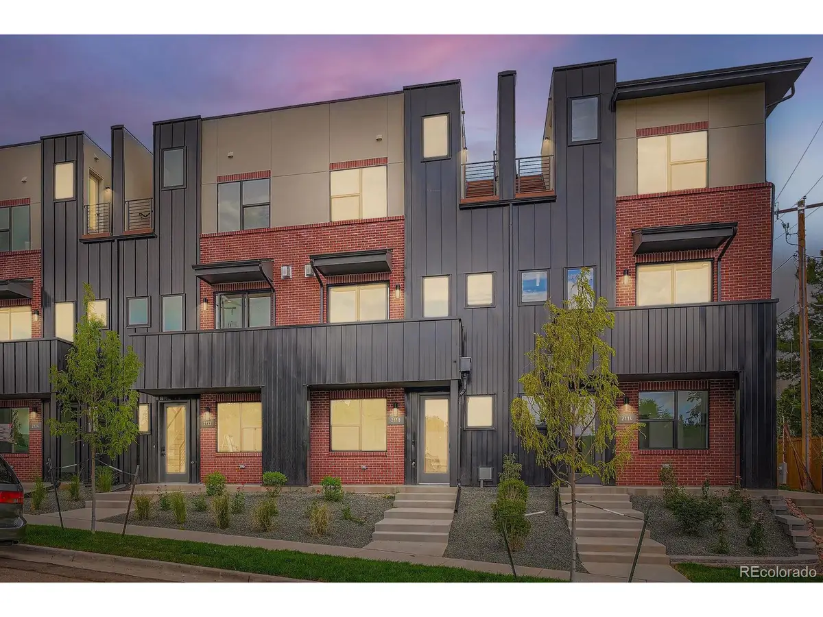 2128 Applewood Dr, Lakewood, CO 80215 - Image #1