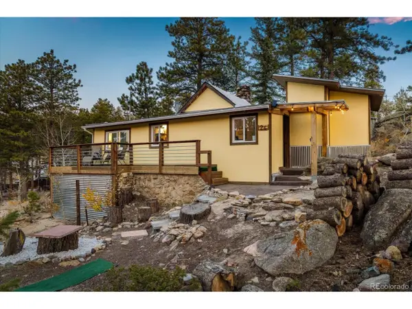 24 Signal Rock Rd, Golden, CO 80403