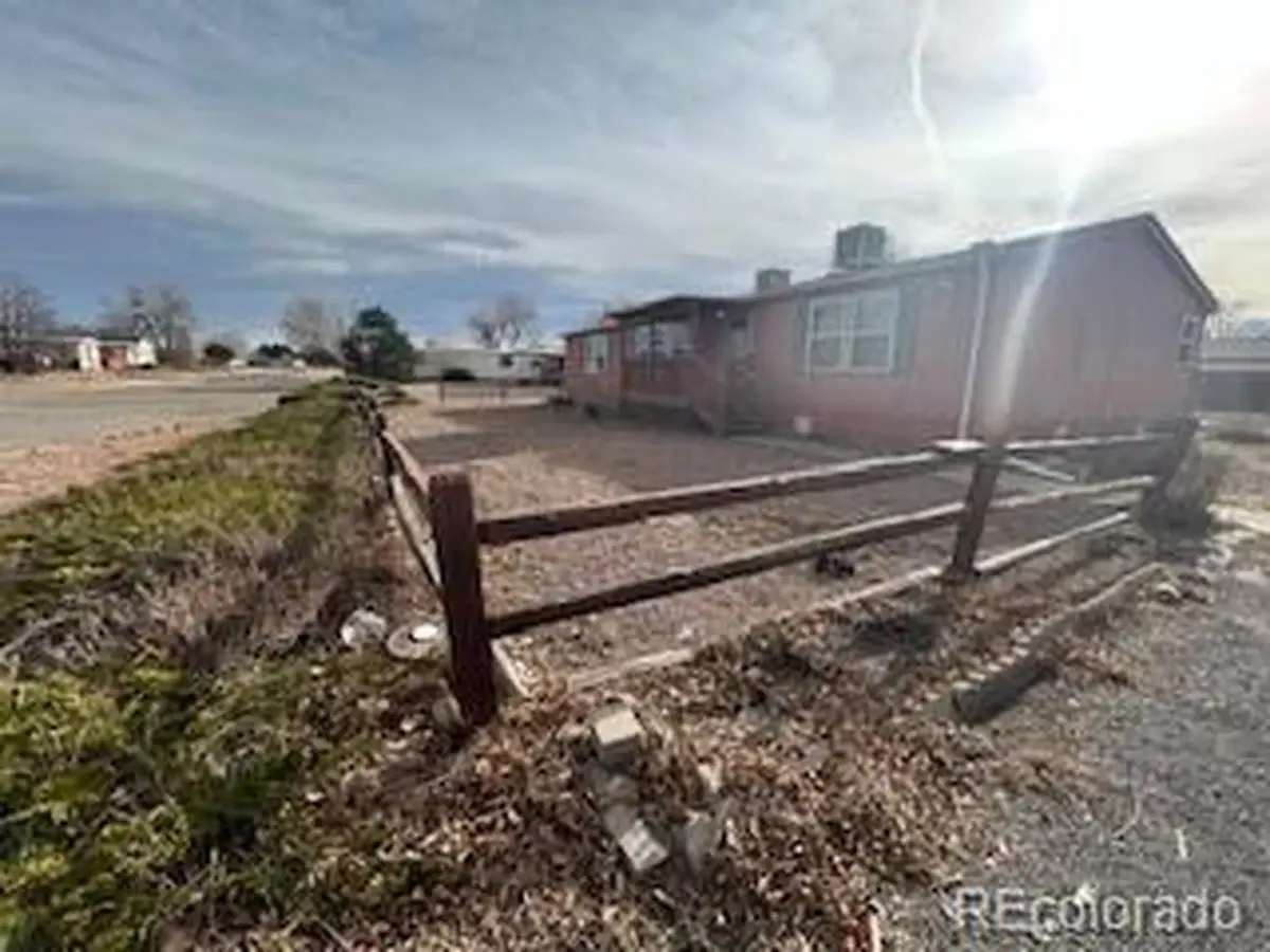 1033 S Saddlerock Dr, Pueblo, CO 81007 - Image #1