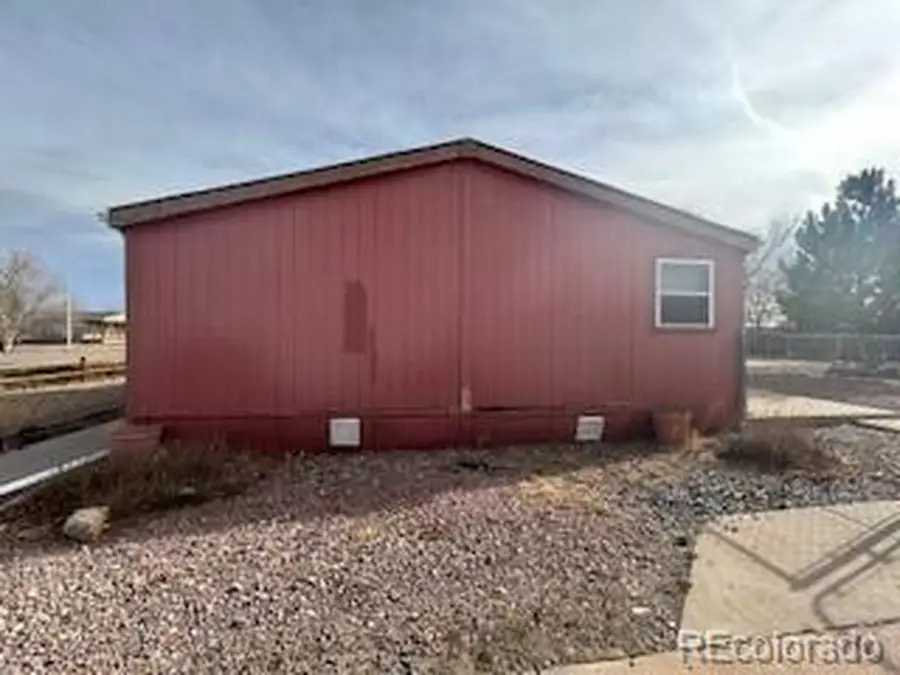 1033 S Saddlerock Dr, Pueblo, CO 81007 - Image #3