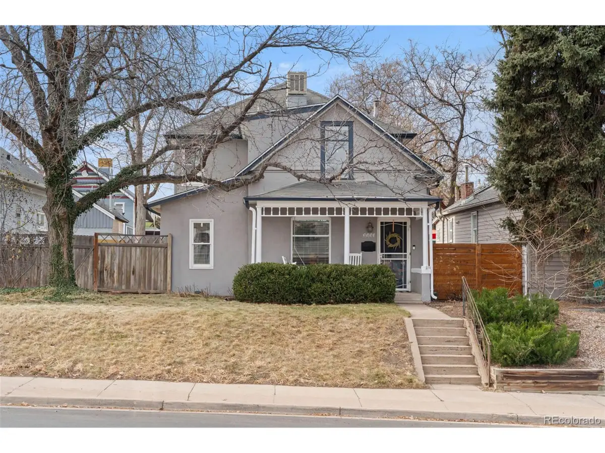 2551 S Logan St, Denver, CO 80210 - Image #1