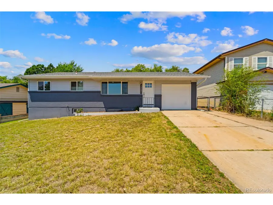 2342 Laramie Dr, Colorado Springs, CO 80910 - Image #2