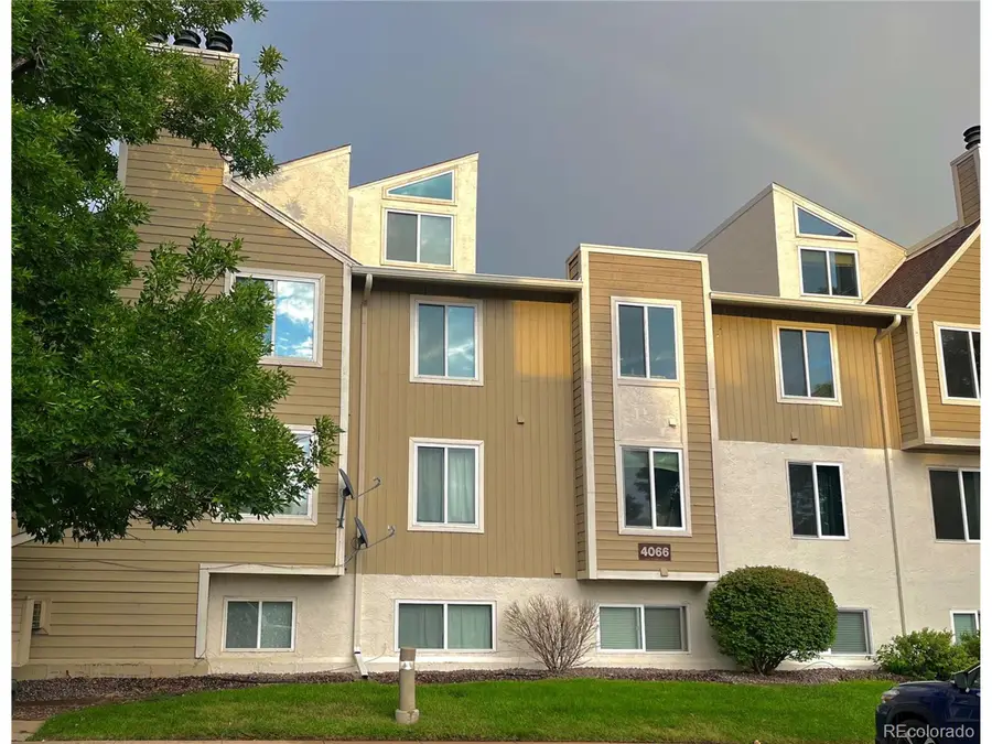 4066 S Atchison Way #301, Aurora, CO 80014 - Image #2