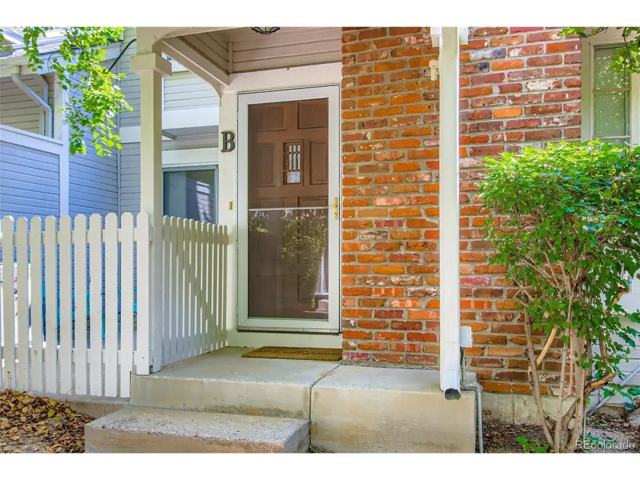2885 W Long Cir #B, Littleton, CO 80120 - Image #3