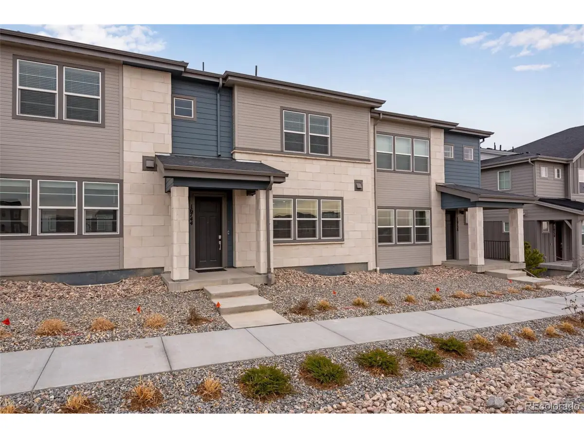 16744 W 93rd Pl, Arvada, CO 80007 - Image #1