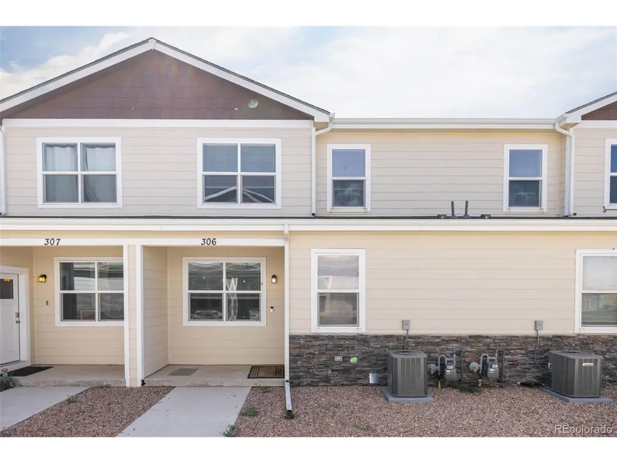 306 S 4th Ct, Deer Trail, CO 80105 - Image #1