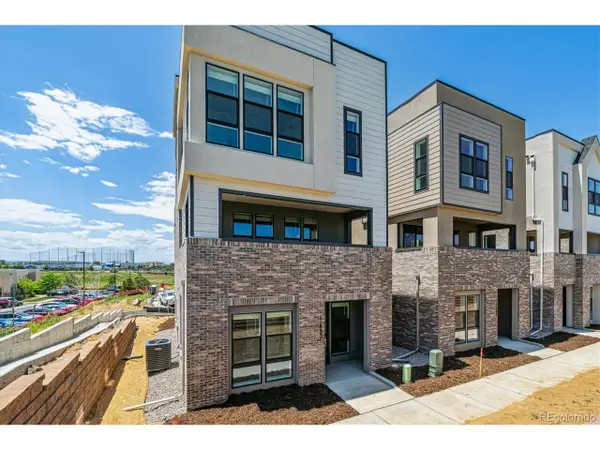 11493 E Briarwood Cir, Centennial, CO 80112