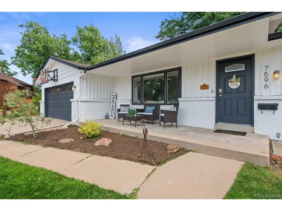 7596 E Davies Ct, Centennial, CO 80112 - Image #2