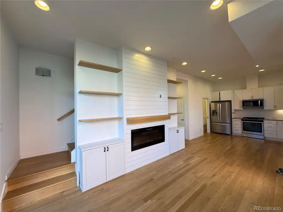 1998 Foxtail Ln #B, Lafayette, CO 80026 - Image #2