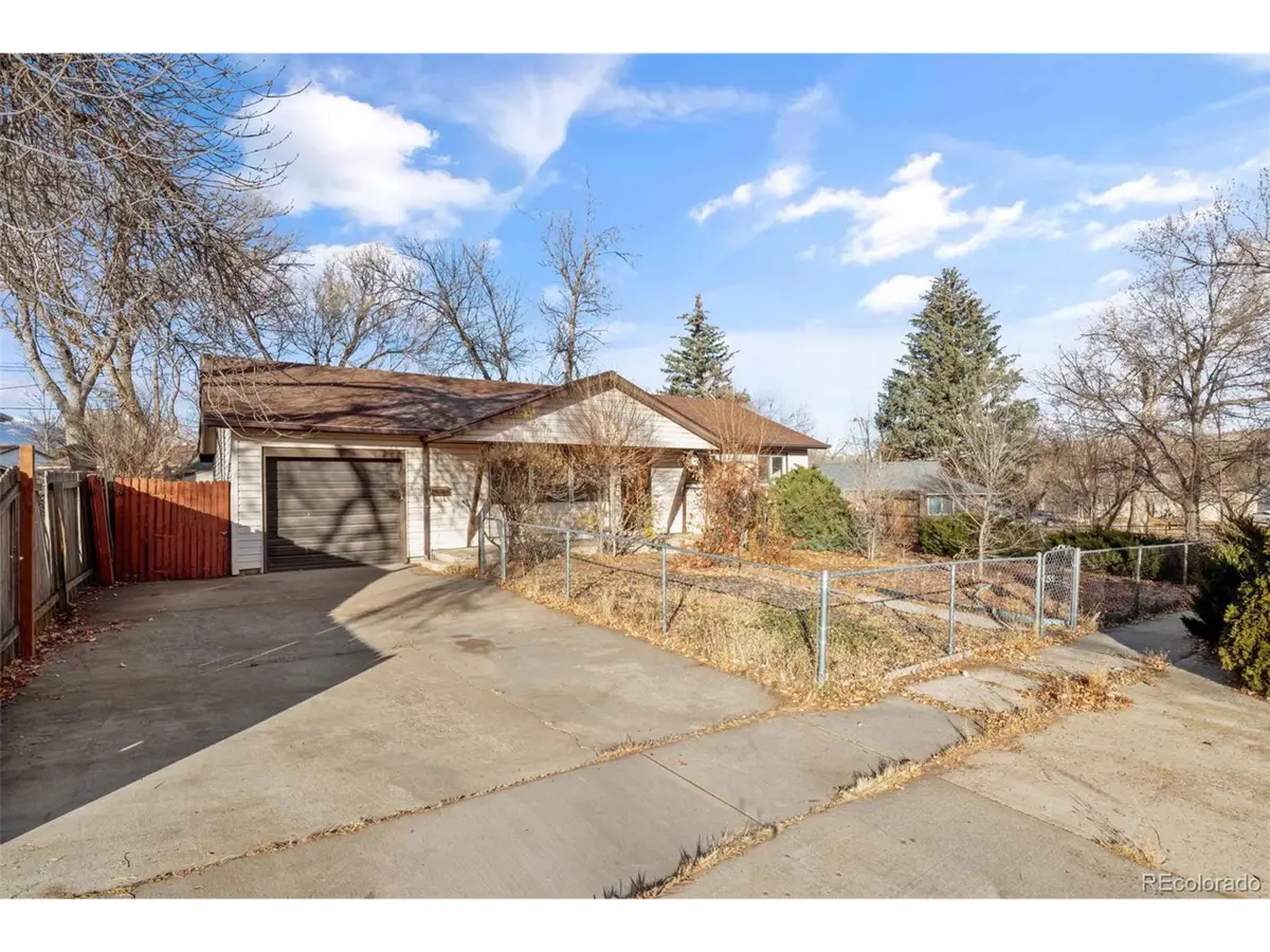 1522 Kingsley Dr, Colorado Springs, CO 80909 - #1