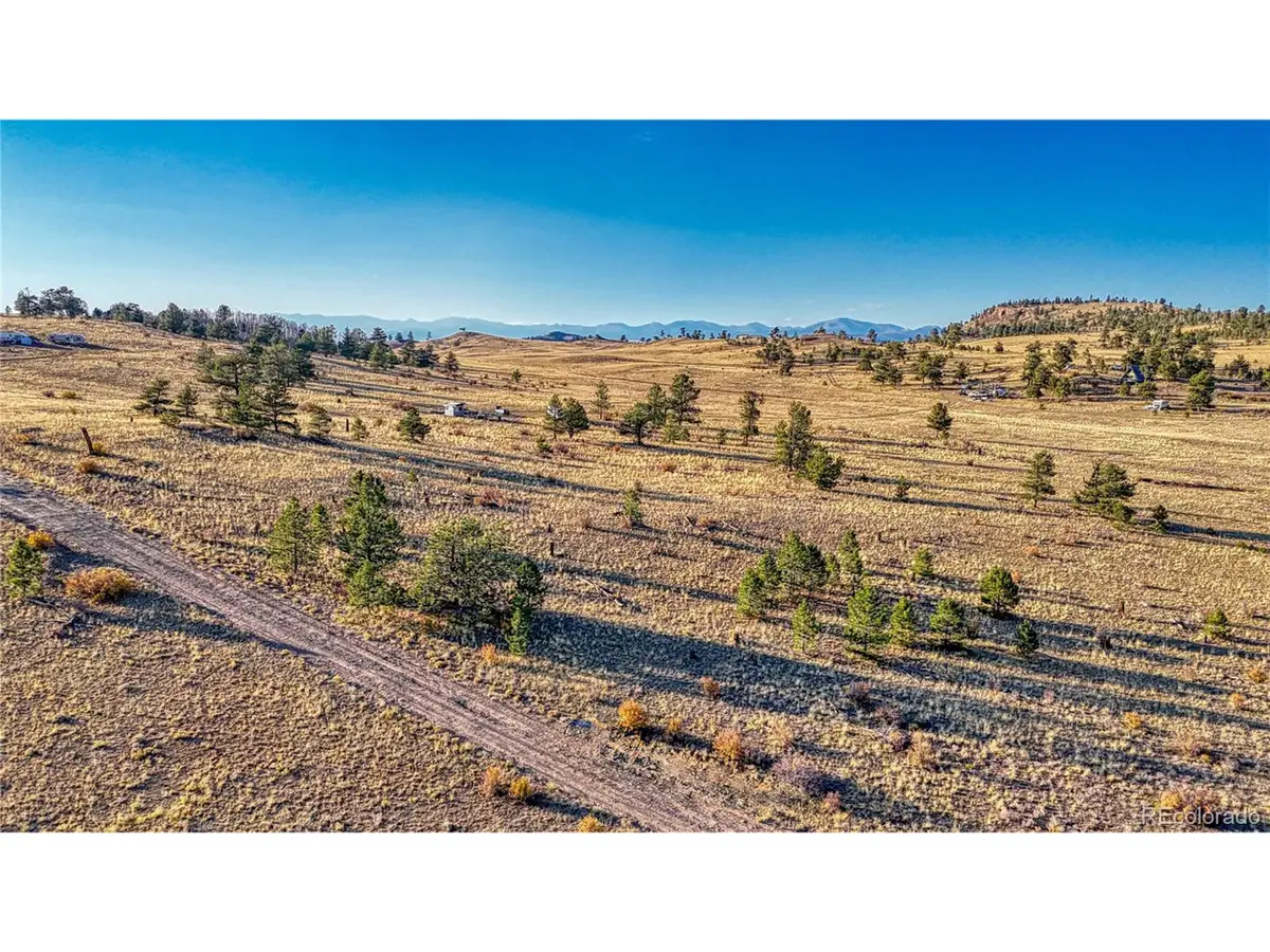 912 Chickamauga Trl, Hartsel, CO 80449 - Image #1