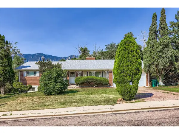 520 Crestridge Ave, Colorado Springs, CO 80906
