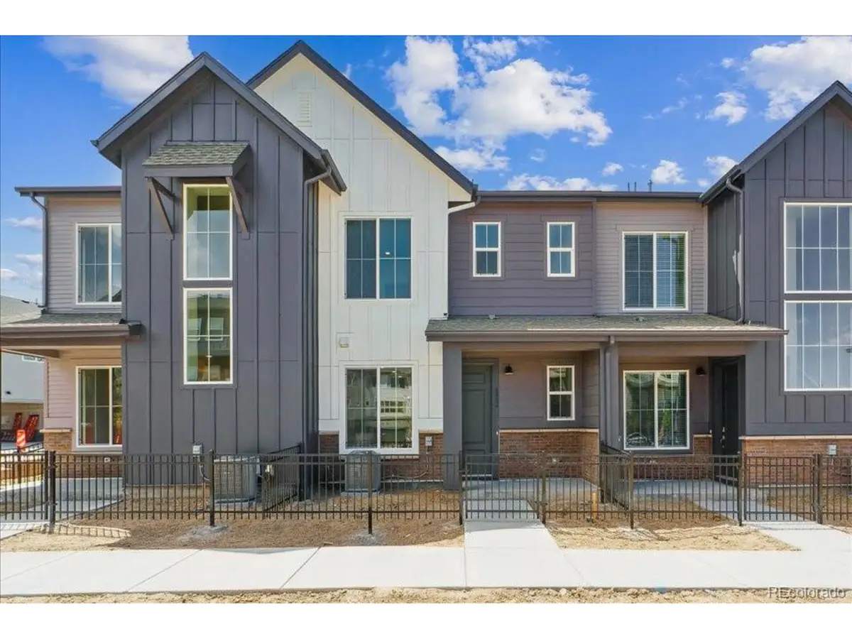 6882 Huddersfield Ln, Castle Pines, CO 80108 - Image #1