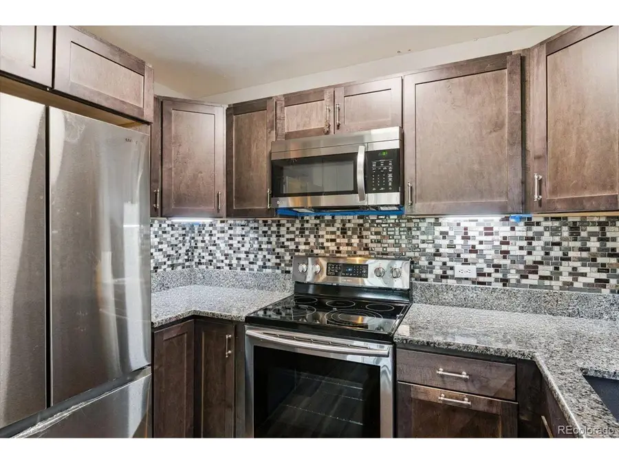 725 S Clinton St #13B, Denver, CO 80247 - Image #3