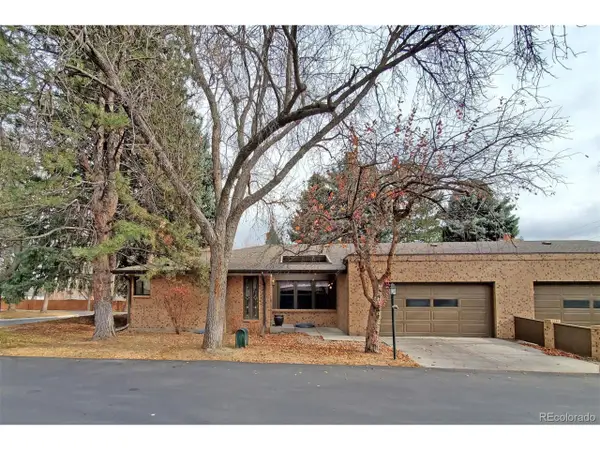 8542 W 10th Ave, Lakewood, CO 80215