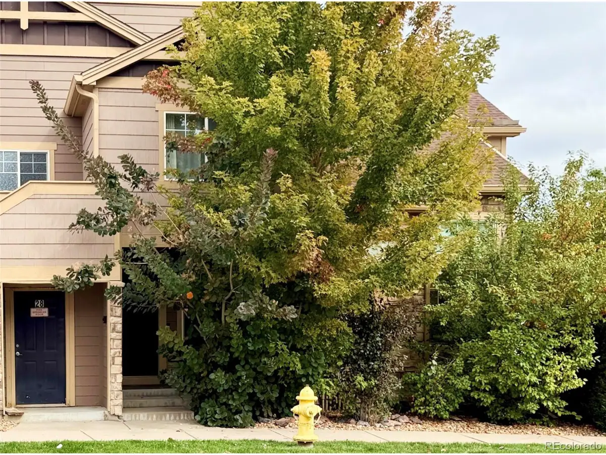 5752 S Addison Way #D, Aurora, CO 80016 - Image #1