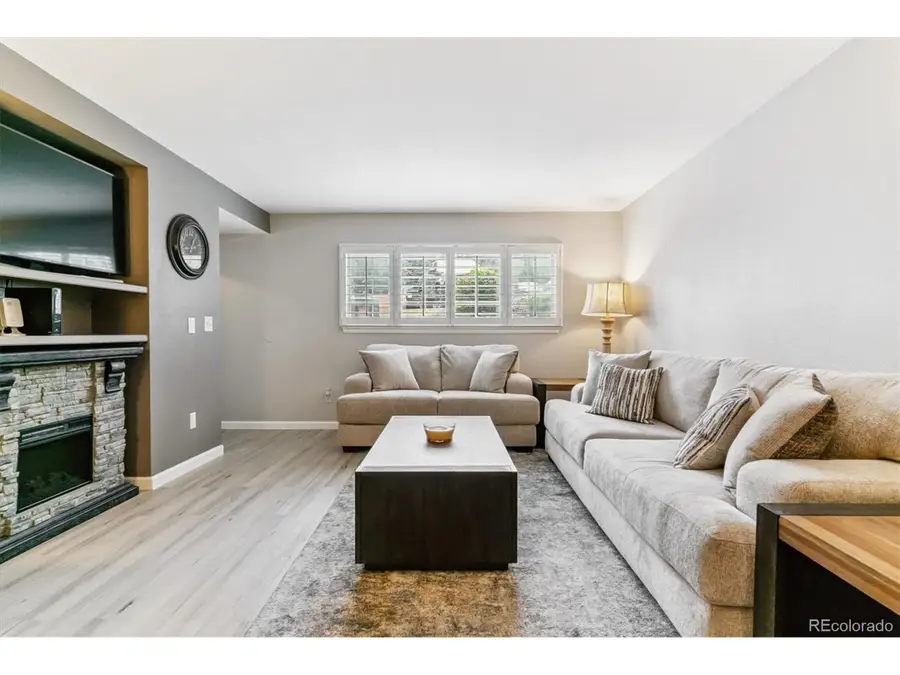 9212 E Arbor Cir #C, Englewood, CO 80111 - Image #3