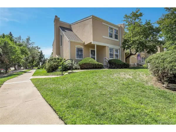 2864 S Vaughn Way, Aurora, CO 80014