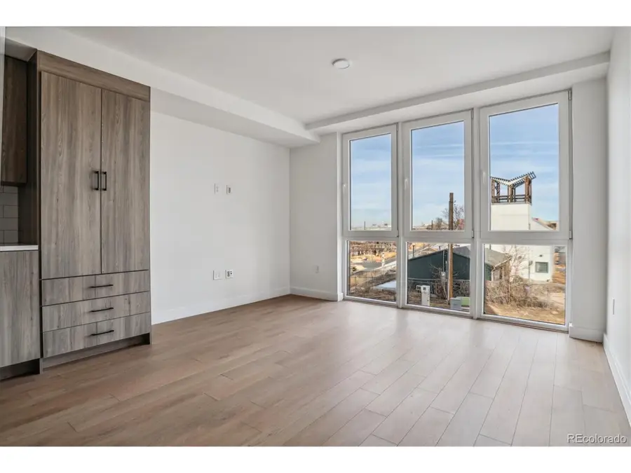 3575 Chestnut Pl #401, Denver, CO 80216 - Image #3