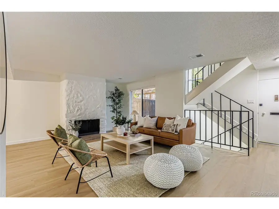 2823 S Locust St, Denver, CO 80222 - Image #2