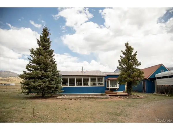 507 Ridge Dr, Creede, CO 81130
