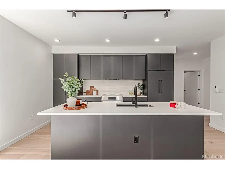 1601 Park Ave #307, Denver, CO 80218 - Image #2