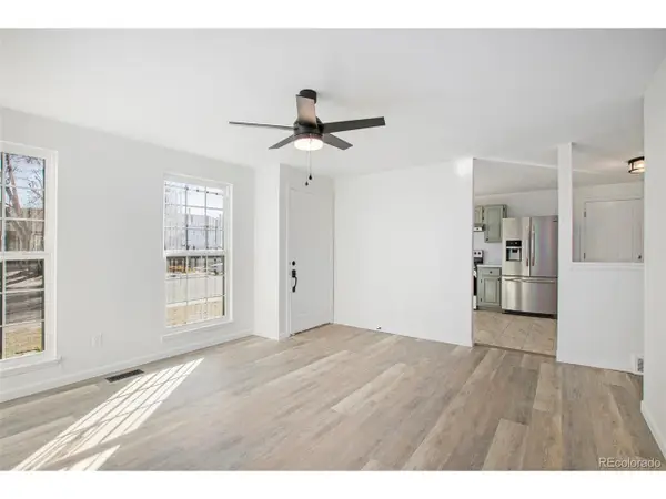 5211 Dillon St, Denver, CO 80239