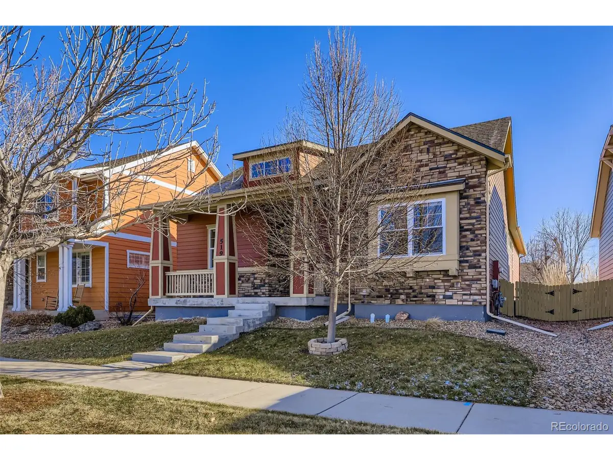 519 Deerwood Dr, Longmont, CO 80504 - Image #1