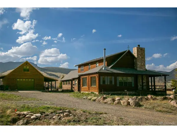 402 Moonlight Dr, Creede, CO 81130