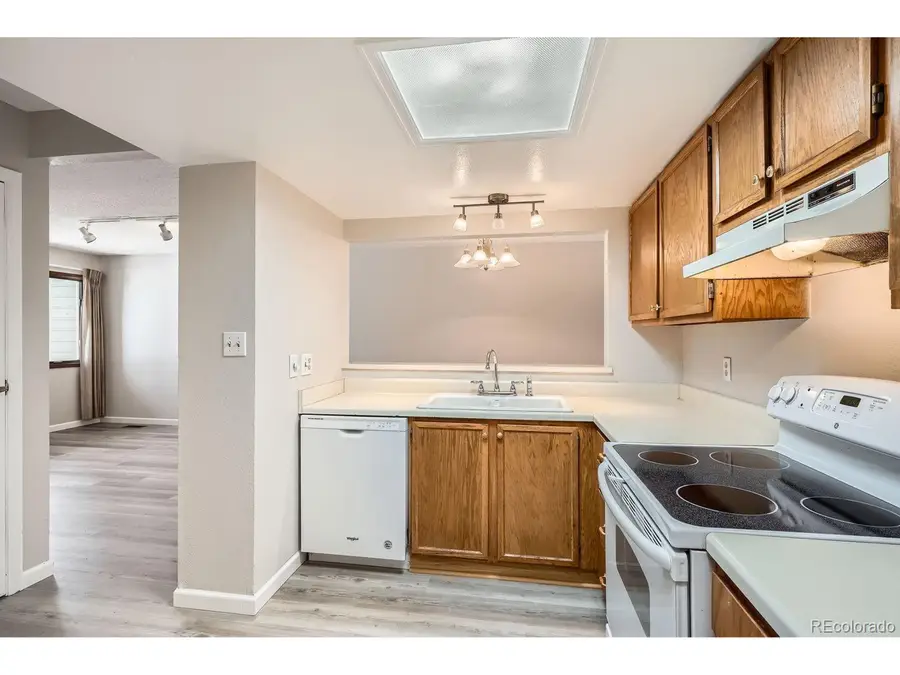 10490 W Jewell Ave #D, Lakewood, CO 80232 - Image #2