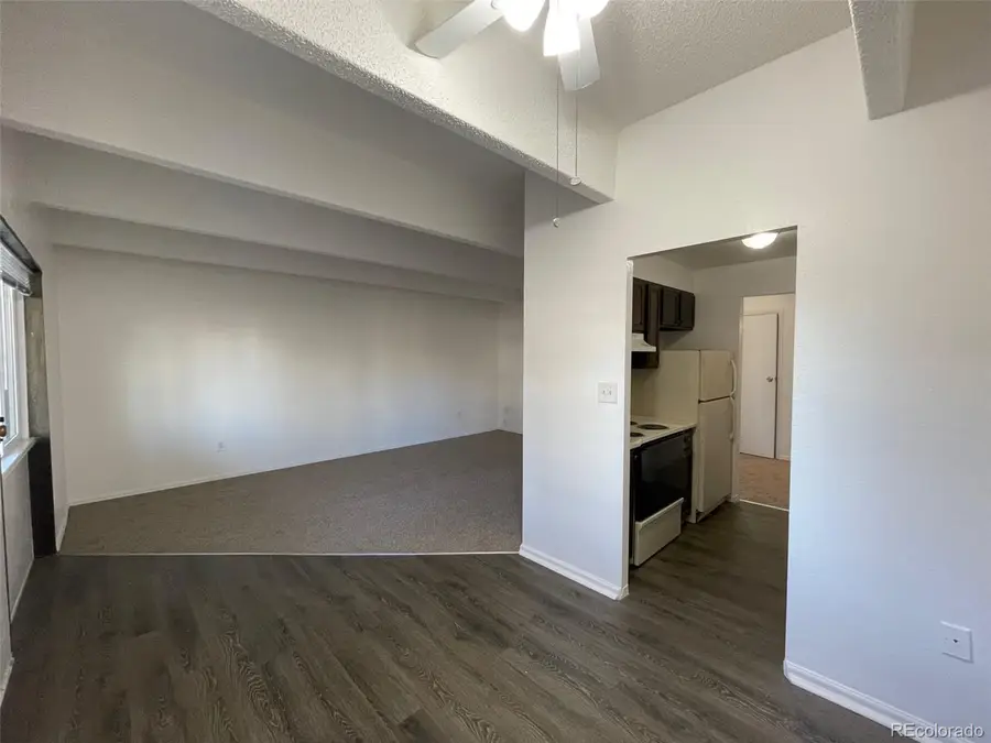 384 S Ironton St #304, Aurora, CO 80012 - Image #2