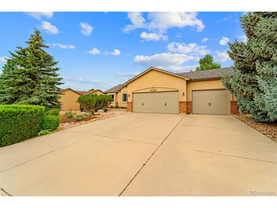 17215 Buffalo Valley Path, Monument, CO 80132 - Image #3