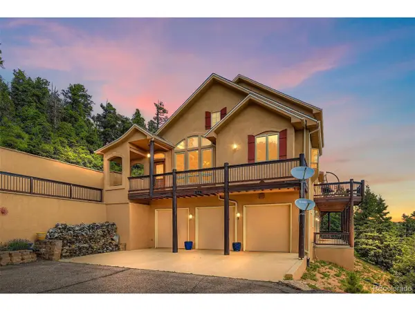 570 Upper Vista Rd, Manitou Springs, CO 80829