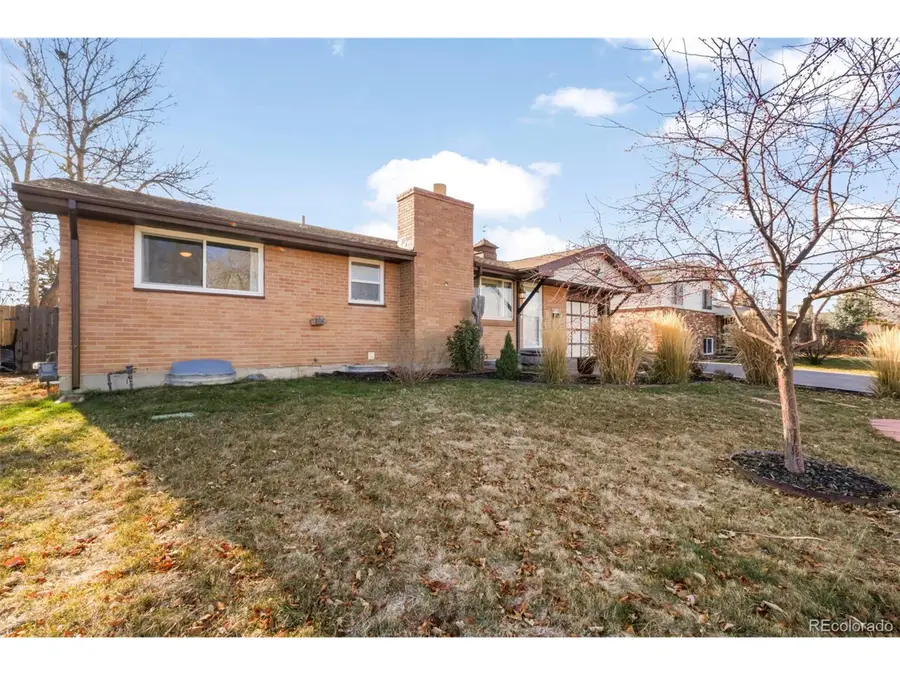 870 Hemlock Way, Broomfield, CO 80020 - Image #2