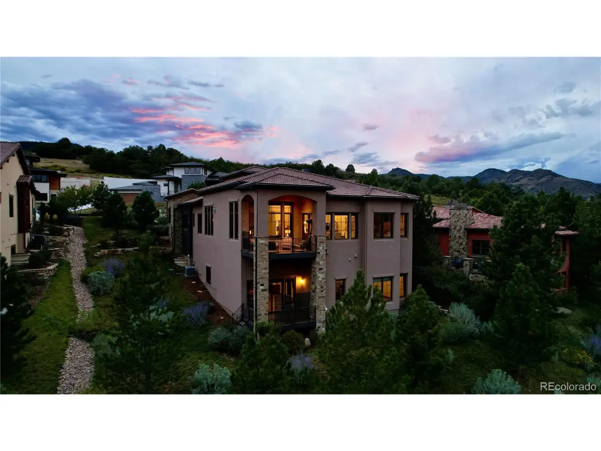 8122 Raphael Ln, Littleton, CO 80125 - Image #1