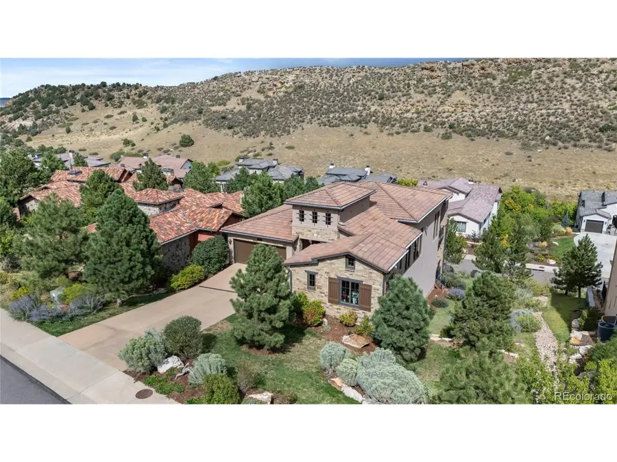 8122 Raphael Ln, Littleton, CO 80125 - Image #3