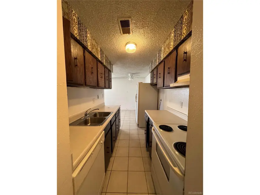 7755 E Quincy Ave #105A6, Denver, CO 80237 - Image #2