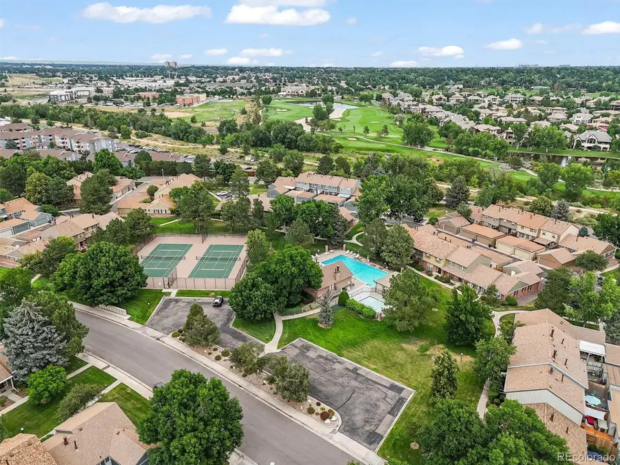 8862 E Amherst Dr #A, Denver, CO 80231 - Image #3