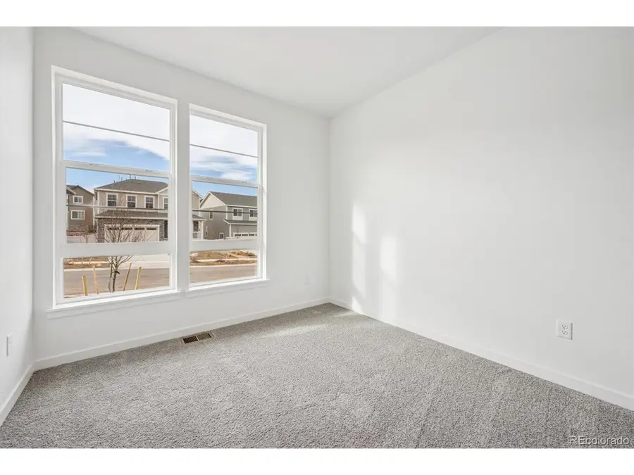 476 S Salida St, Aurora, CO 80017 - Image #2