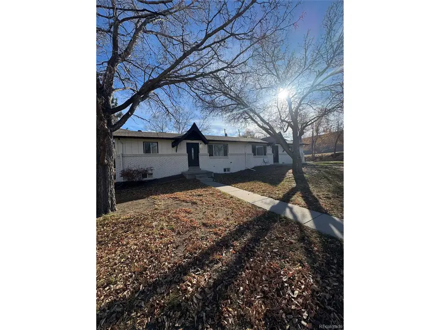 600 Ingalls St, Lakewood, CO 80214 - #3