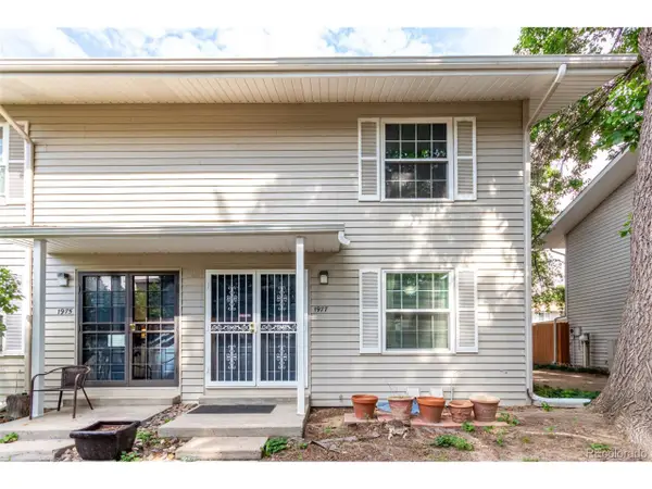 1977 S Oakland Way, Aurora, CO 80014