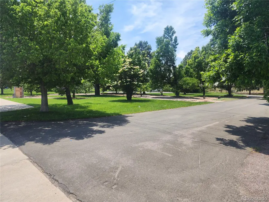 151 Potomac St, Aurora, CO 80011 - #2