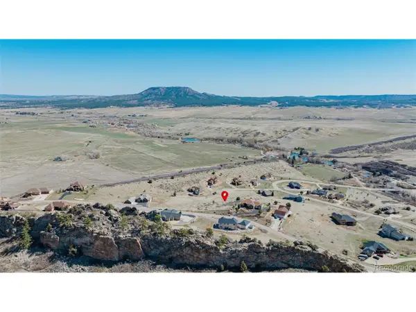 5453 Country Club Dr, Larkspur, CO 80118