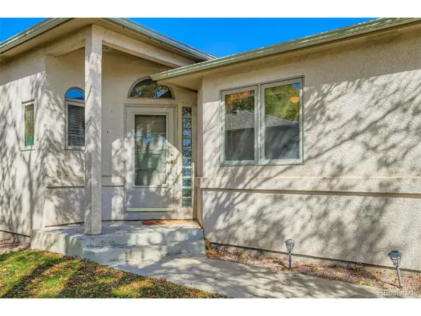 429 S Soaring Eagle Dr, Pueblo, CO 81007