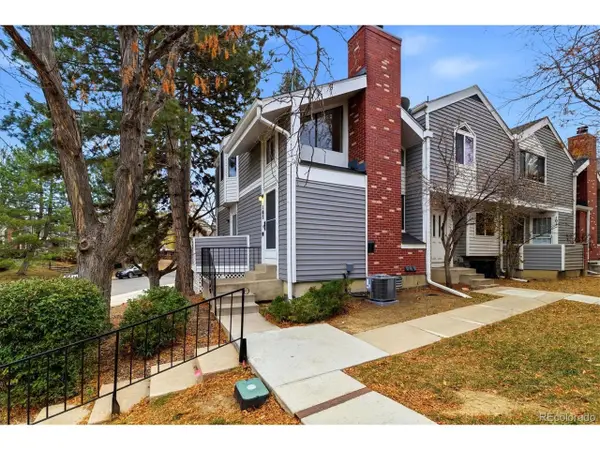 105 S Nome St, Aurora, CO 80012