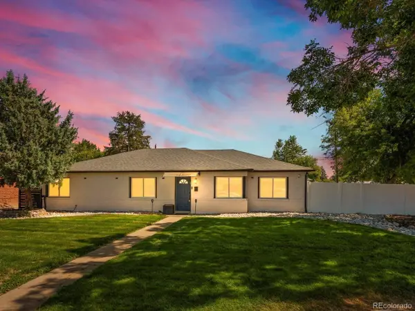 900 Troy St, Aurora, CO 80011