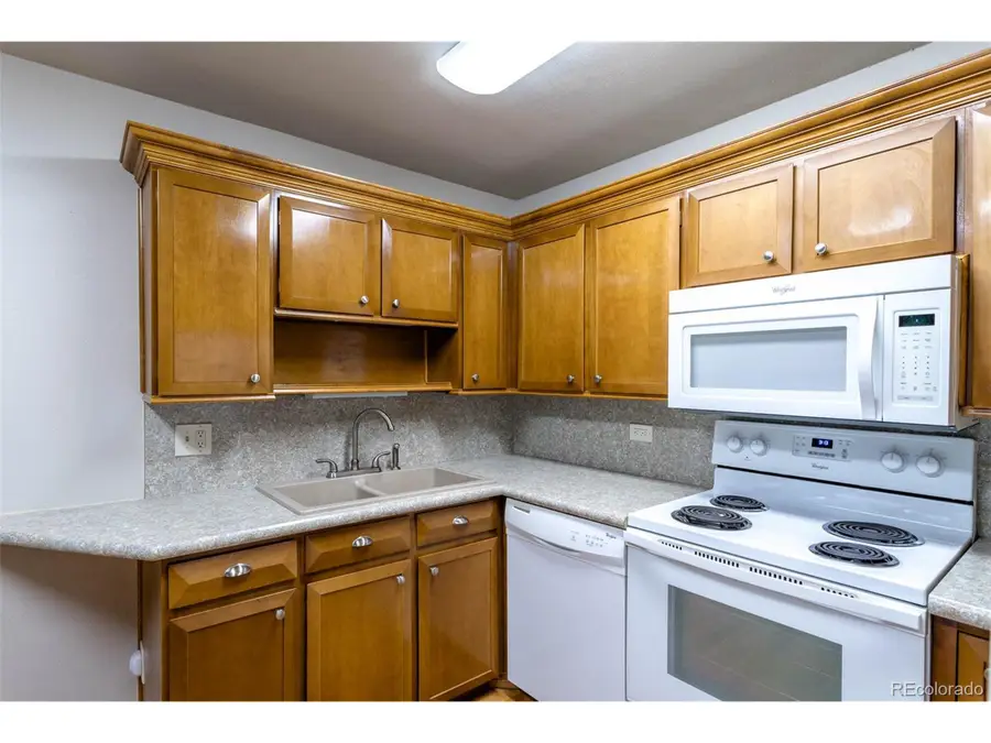 755 S Alton Way #1A, Denver, CO 80247 - Image #3