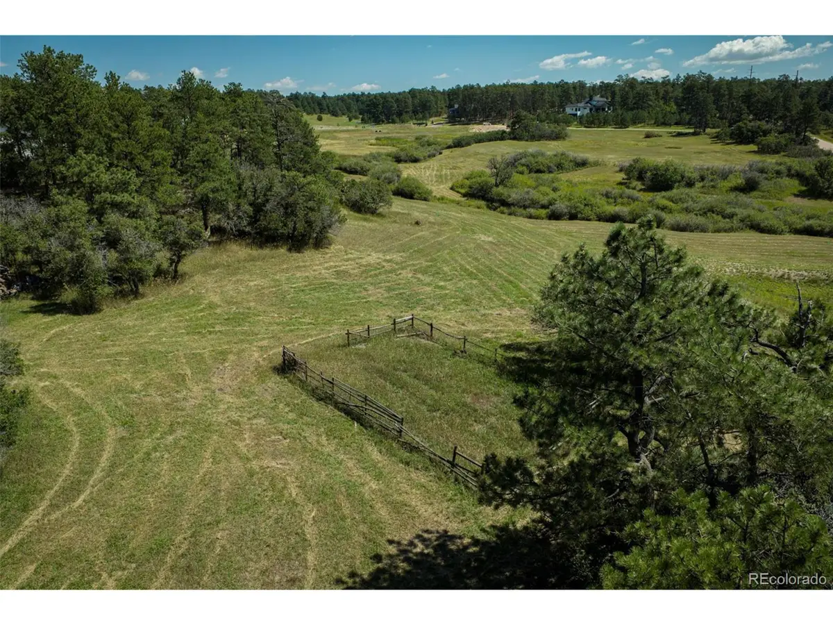 331 Grandwood Dr, Monument, CO 80132 - #1